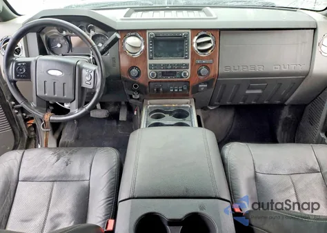 2012 Ford F250 Super Duty z USA, uszkodzony, nr VIN 1FT7W2B68CEB47720